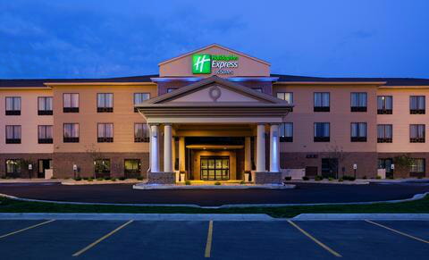 Holiday Inn Express & Suites - Mason City